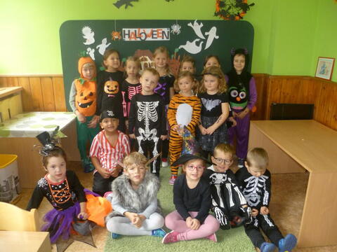 Halloweenský karneval