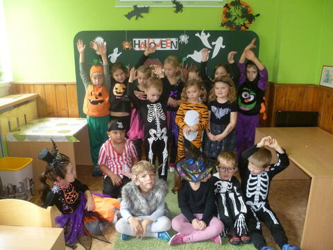 Halloweenský karneval