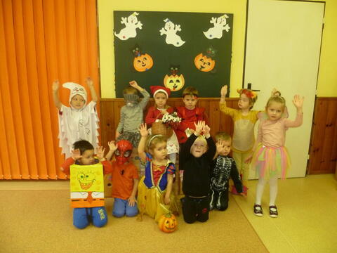 Halloweenský karneval